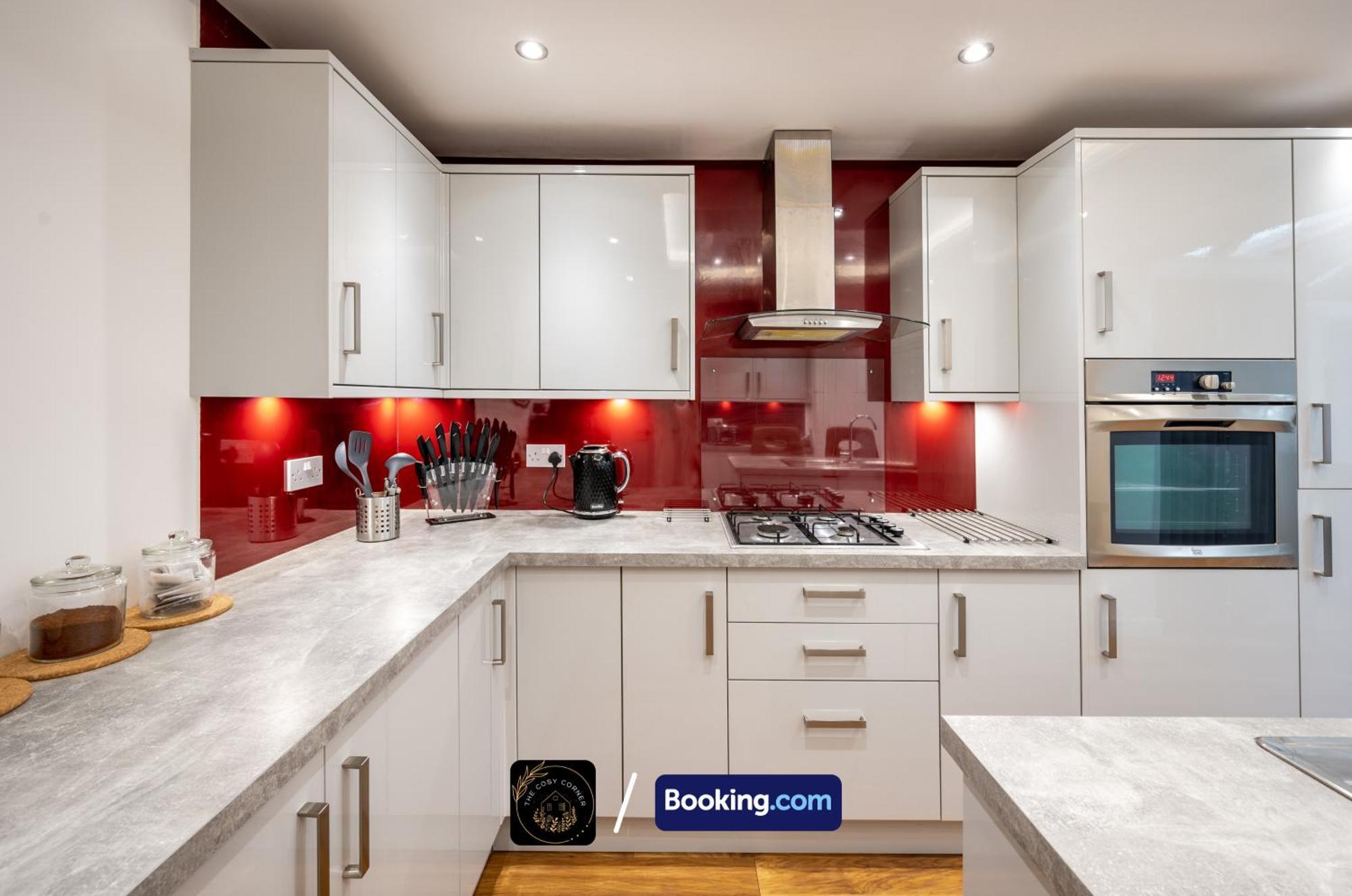 Apartamento Cosy 3-Bed House, Garden & Free Parking In Stretford Mánchester Exterior foto
