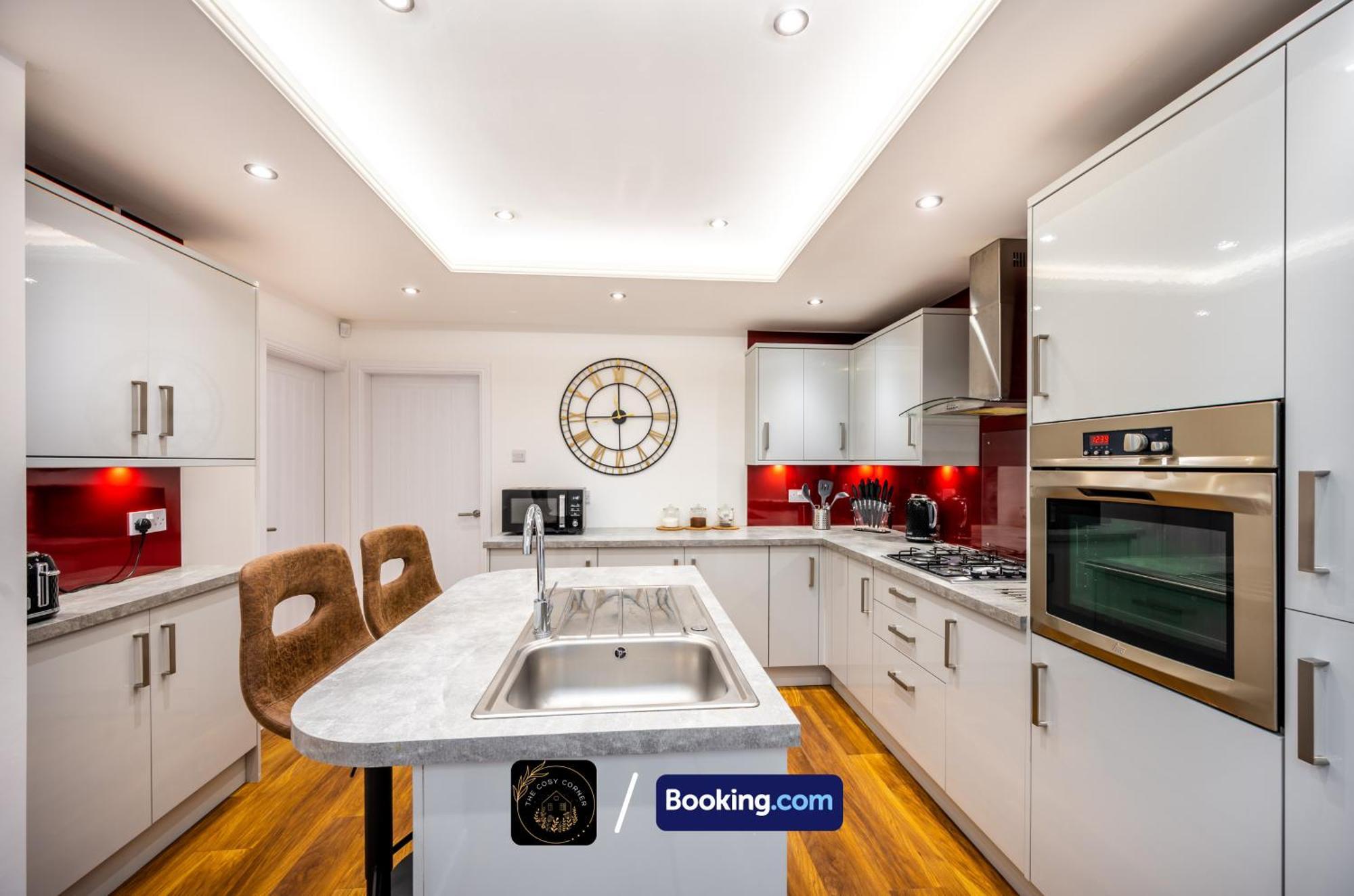 Apartamento Cosy 3-Bed House, Garden & Free Parking In Stretford Mánchester Exterior foto