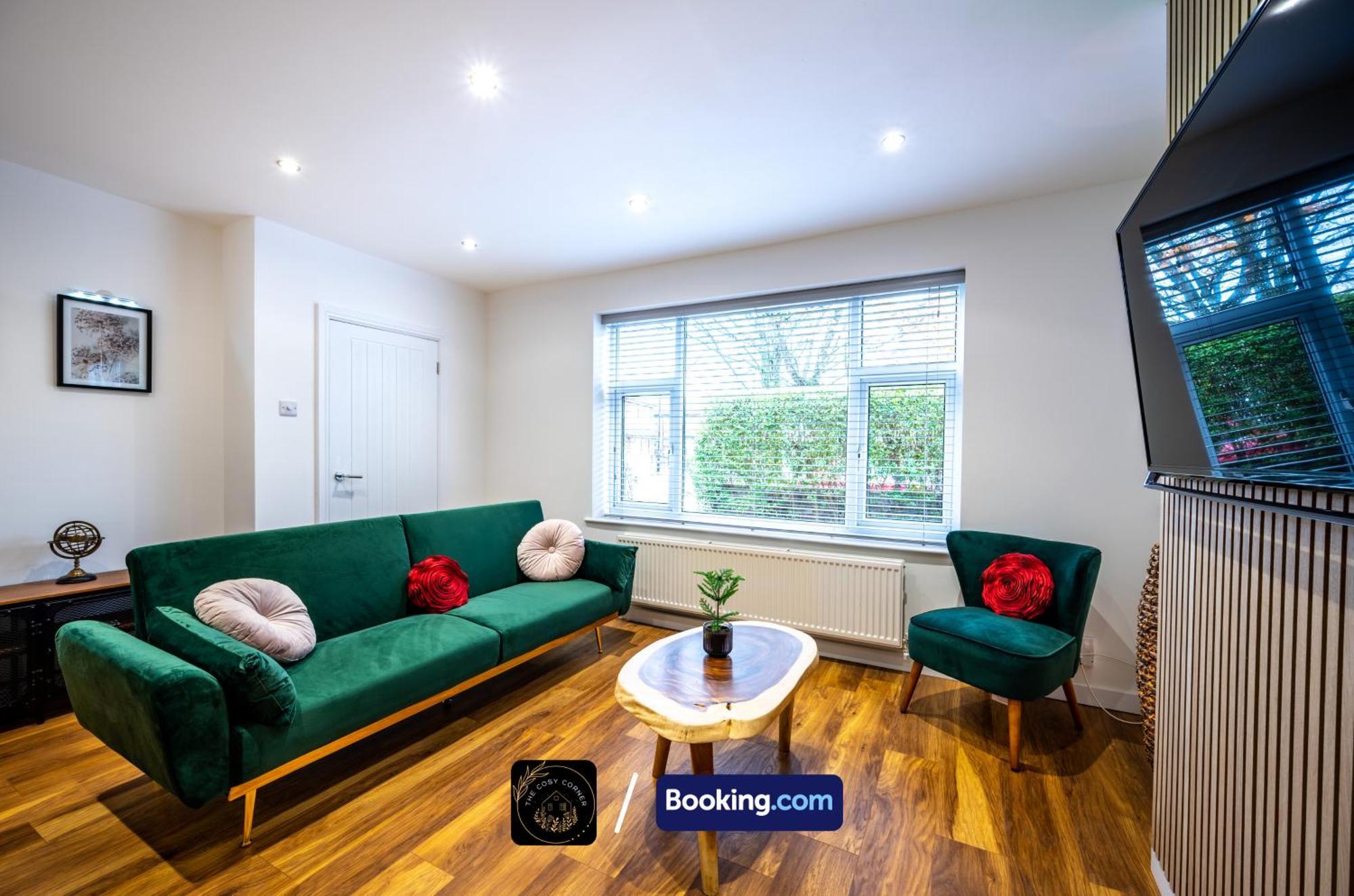 Apartamento Cosy 3-Bed House, Garden & Free Parking In Stretford Mánchester Exterior foto