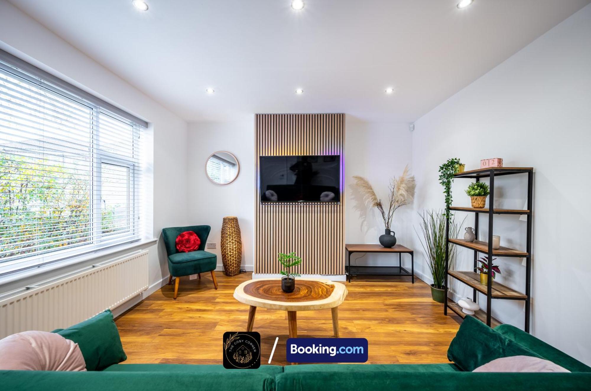 Apartamento Cosy 3-Bed House, Garden & Free Parking In Stretford Mánchester Exterior foto